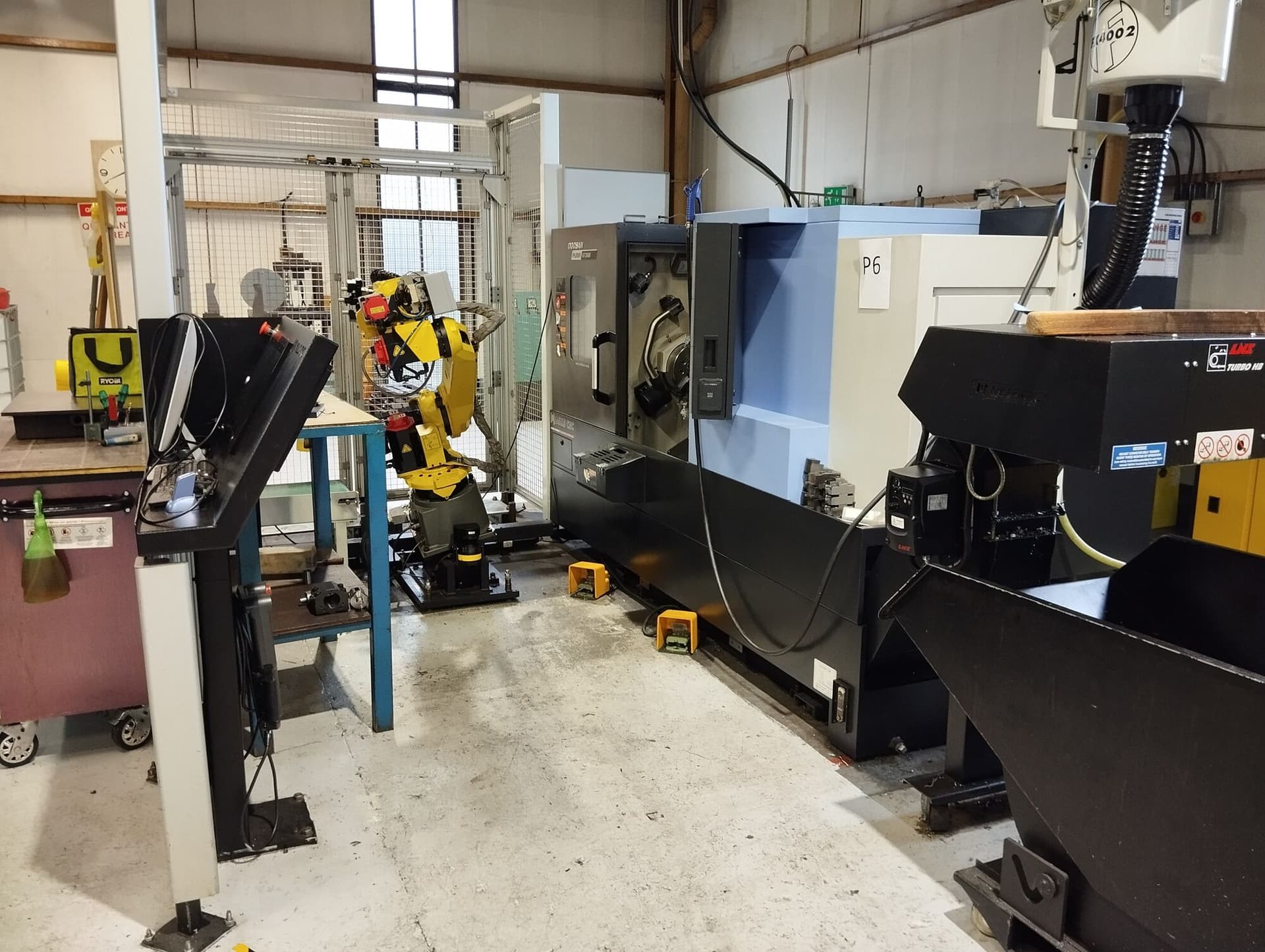 Robot loaded Doosan DNT2600M mill-turn cell